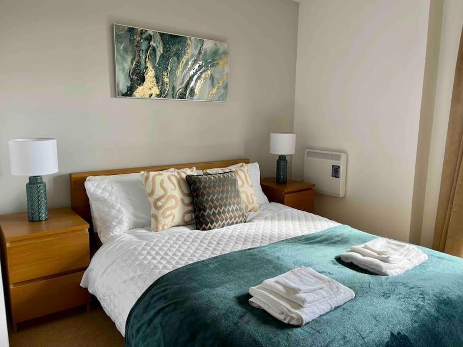 Beachfront Bliss With Spectacular Views Llanelli Buitenkant foto