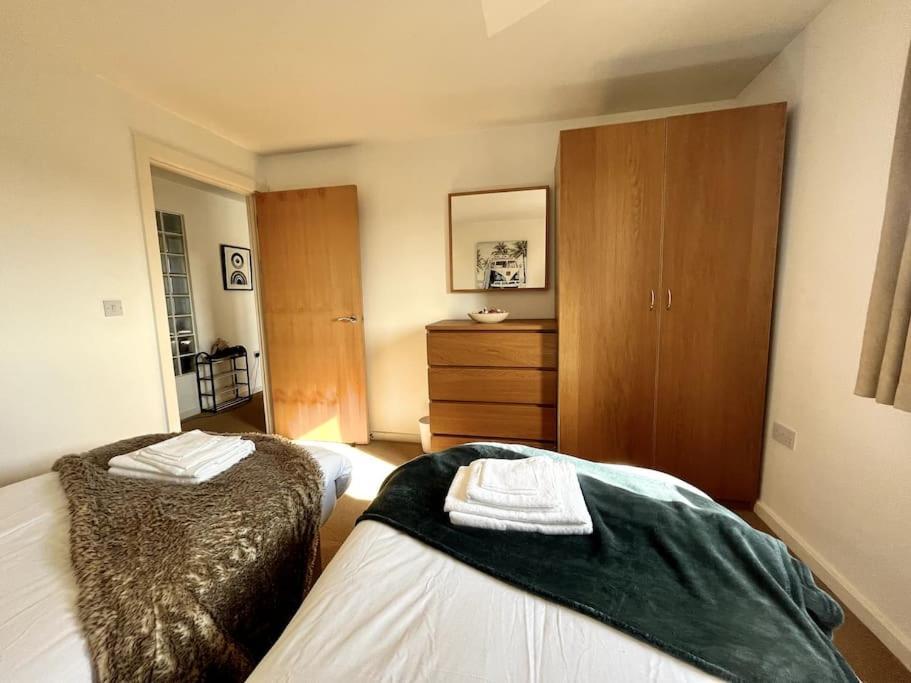 Beachfront Bliss With Spectacular Views Llanelli Buitenkant foto
